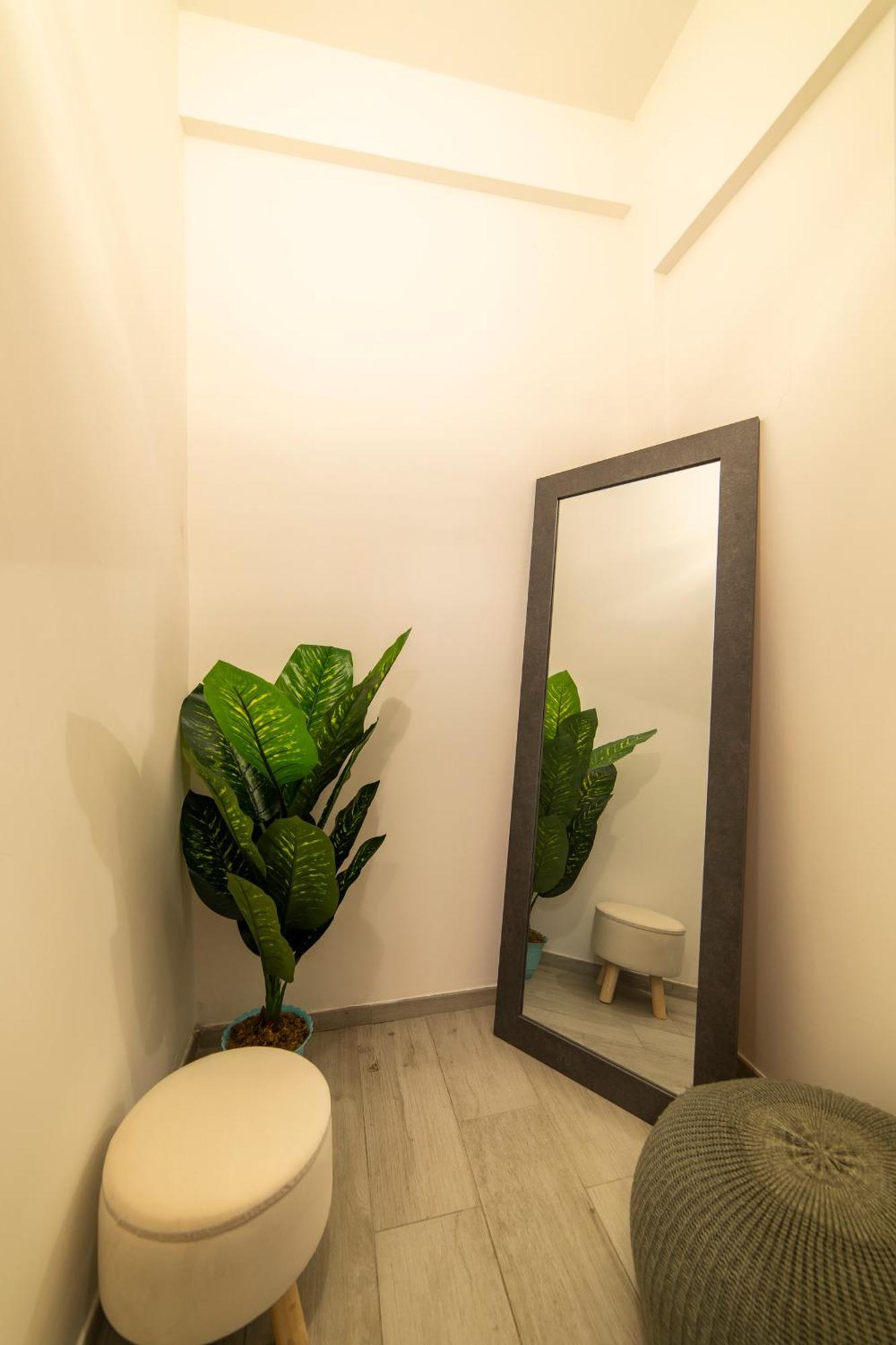 Smart Home - Trilocale Con Parcheggio Privato Rome Bagian luar foto
